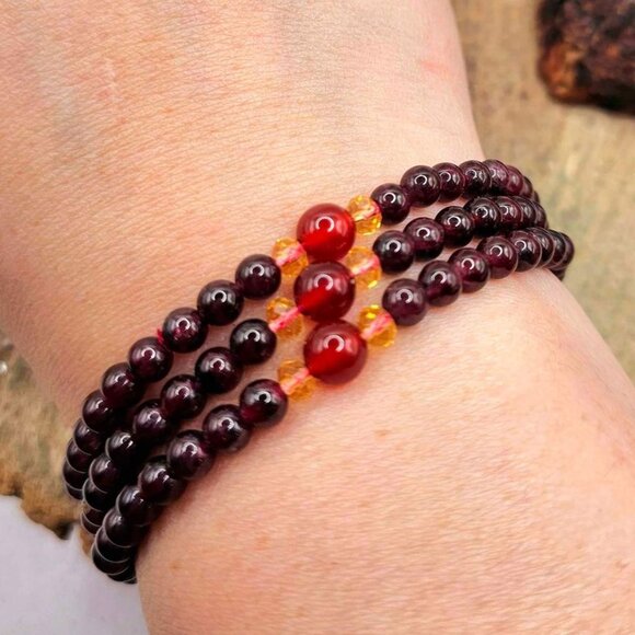 Nature Red Garnet & Agate Round Beads 18" Necklace - Picture 9 of 10